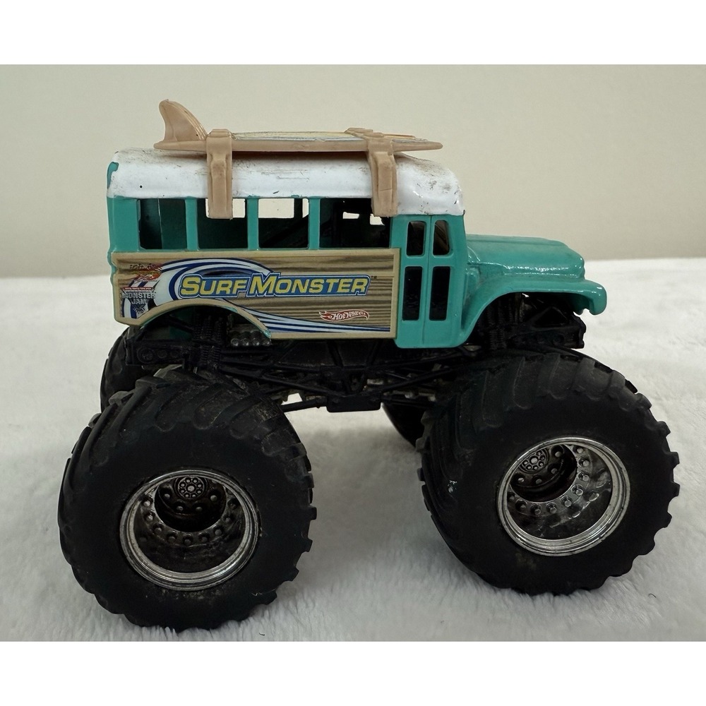 HOT WHEELS Monster Jam Surf Limited Edition Monster Truck